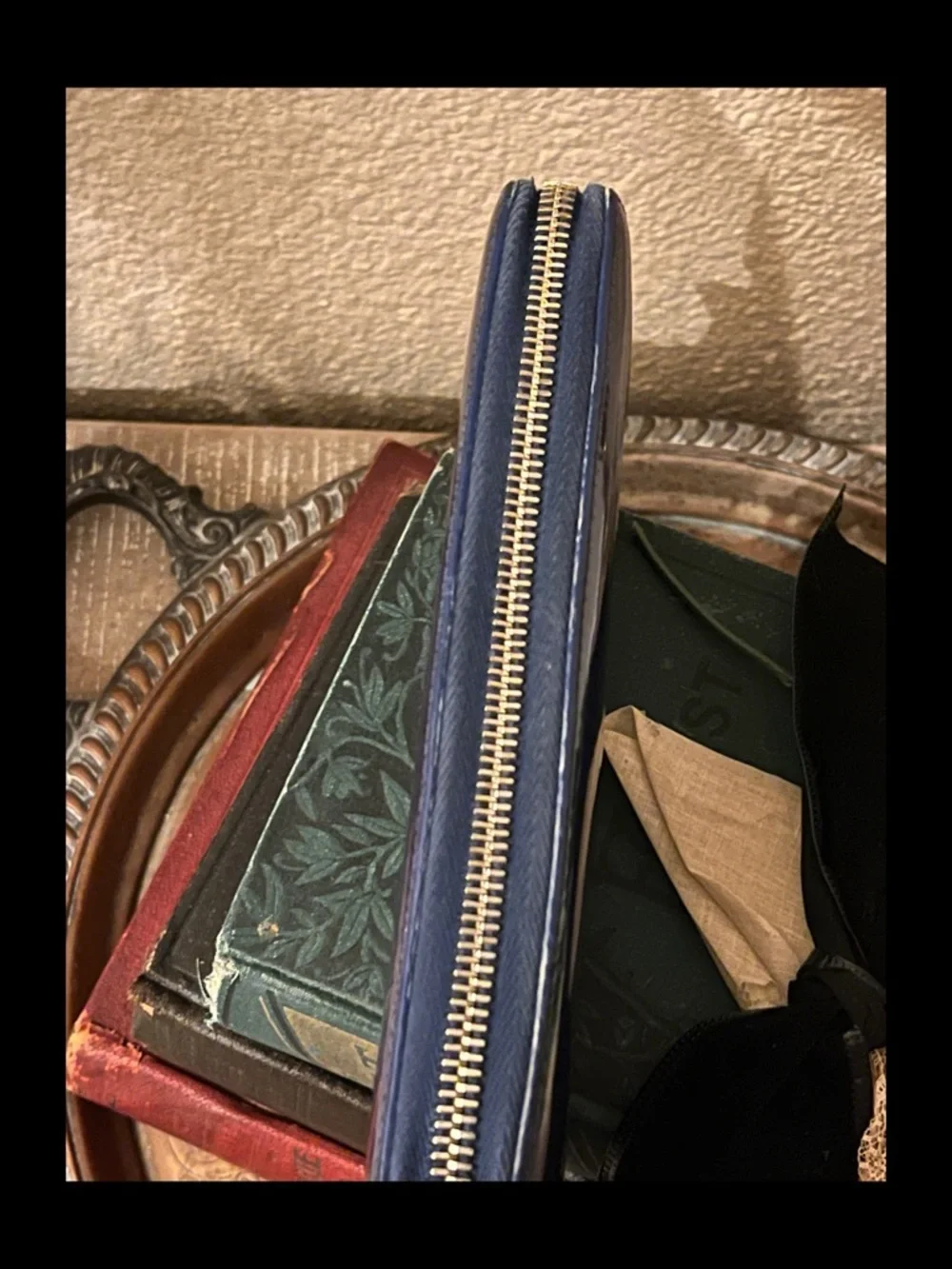 Authentic Yves Saint Laurent Navy Patent Leather Wallet - Picture 6 of 9